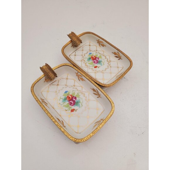 French Porcelaine Footed Ladies Hand Painted Ashtray Trimmed in Bronzed, Bronze - Picture 10 of 10